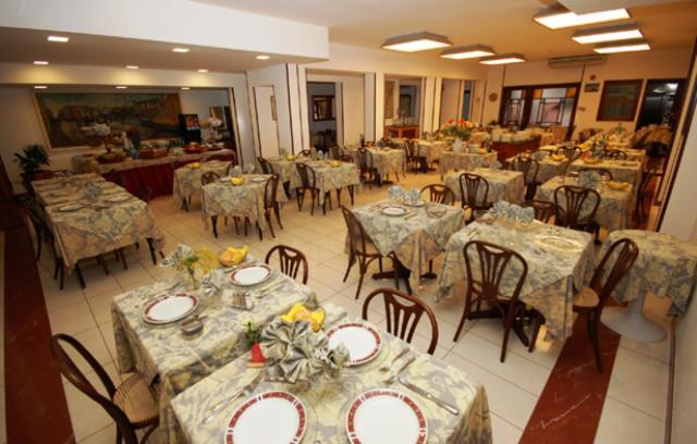 Hotel Bella Riviera Lungomare Βιαρέτζιο Εξωτερικό φωτογραφία