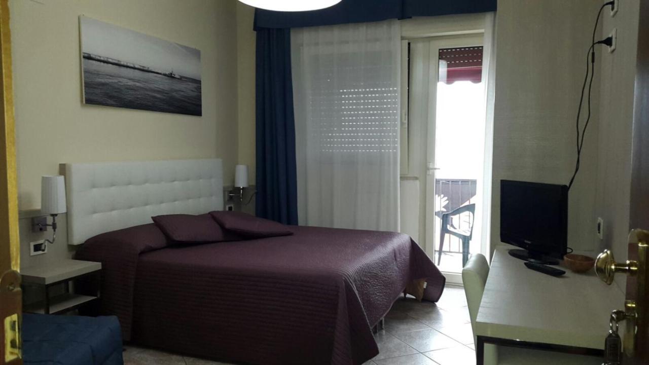 Hotel Bella Riviera Lungomare Βιαρέτζιο Εξωτερικό φωτογραφία